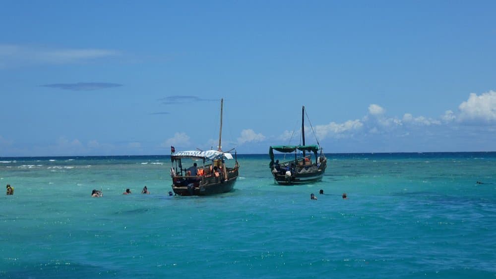 Beach - boat, blue