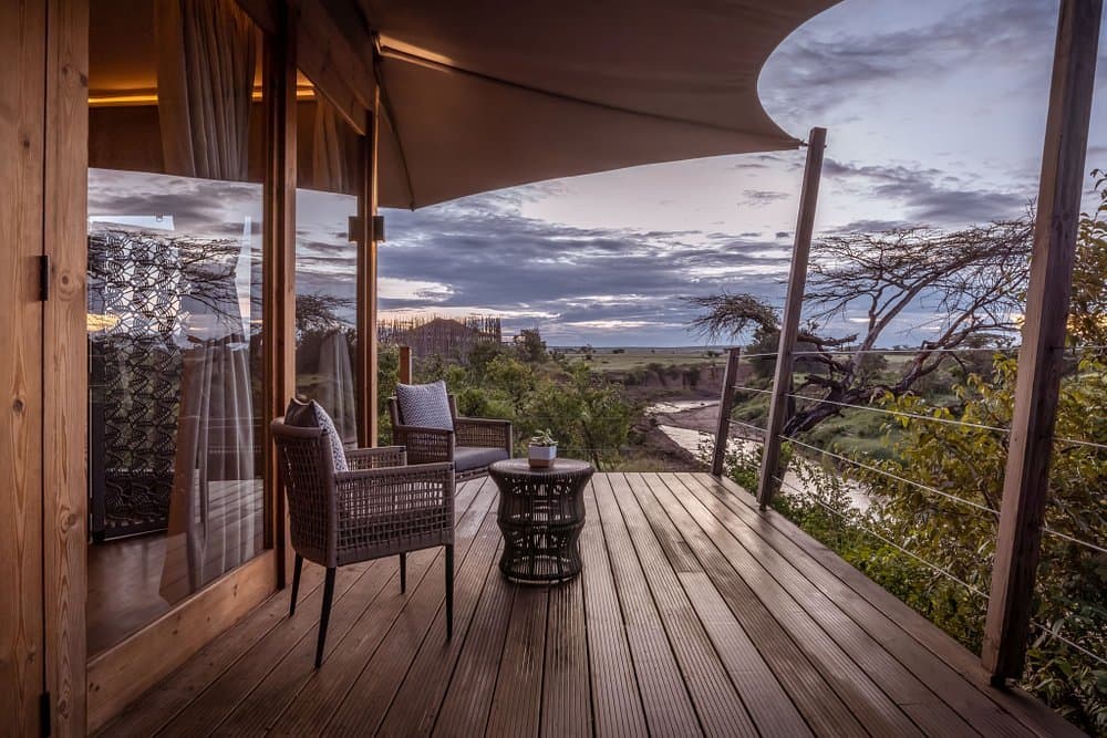 Accommodation in Kenya - porch, balcony