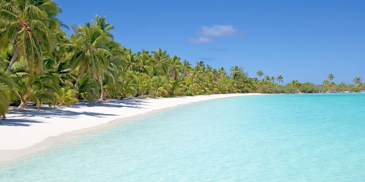 Beach in Kenya - blue, coastal-and-oceanic-landforms