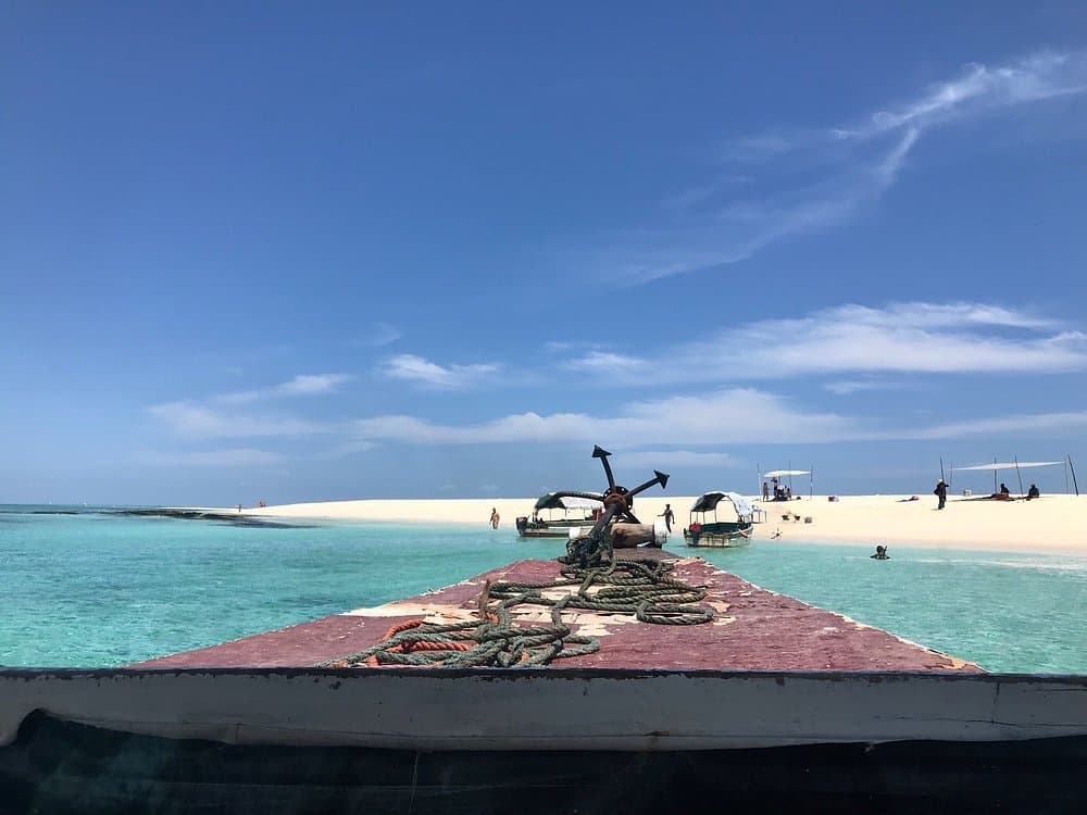 Beach in Kenya - blue, coastal-and-oceanic-landforms