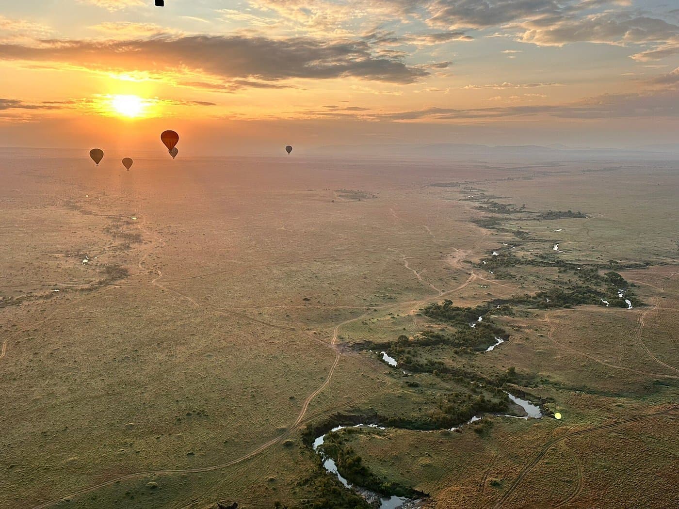 Landscape in Kenya - hot-air-ballooning, nature