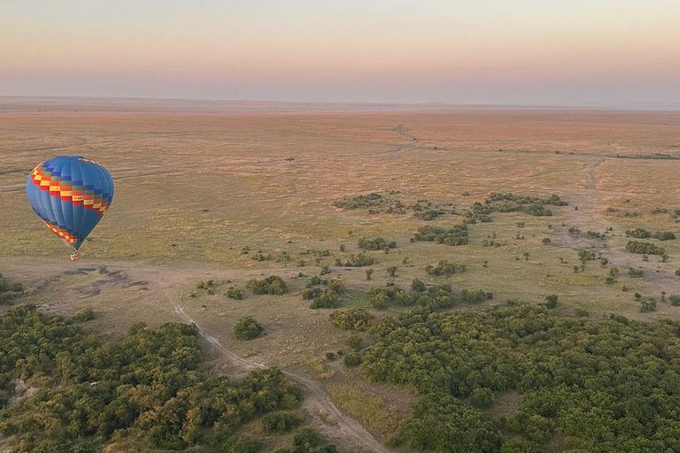 Landscape in Kenya - hot-air-ballooning, hot-air-balloon